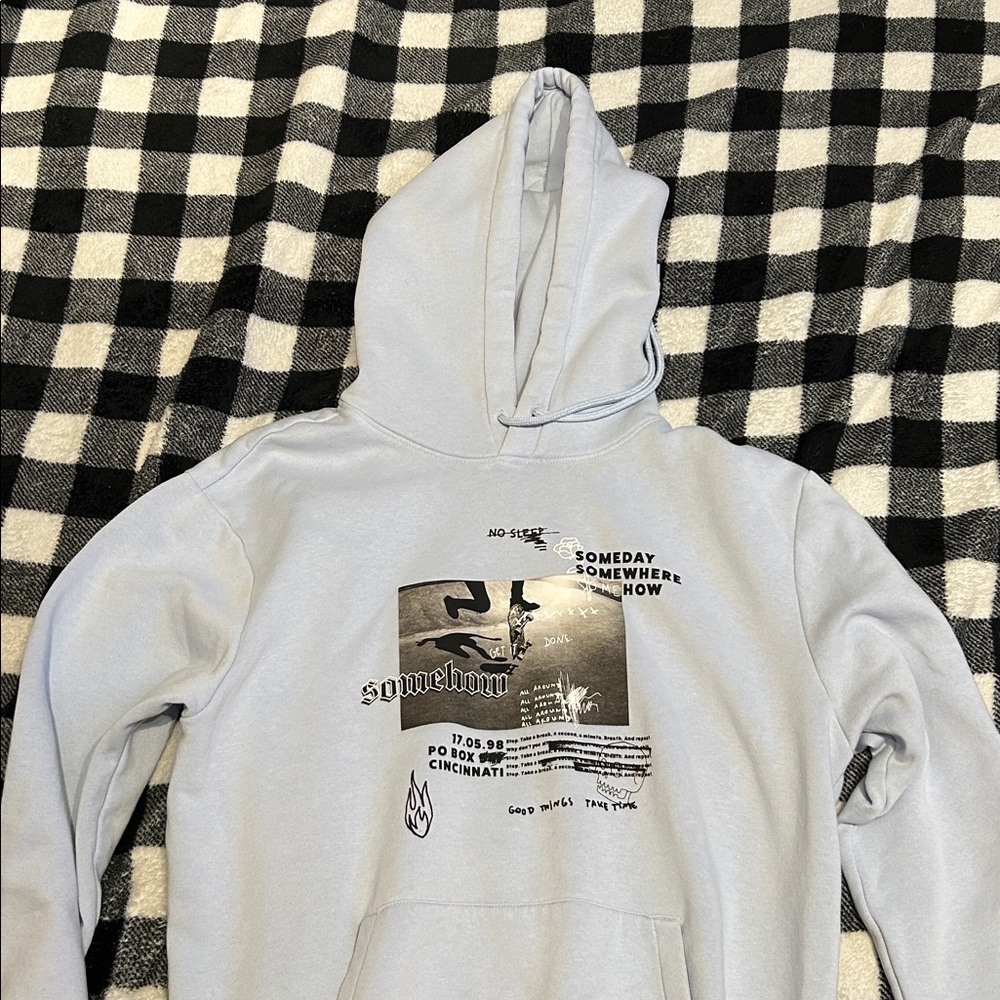 Divided H&M Graphic Print Hoodie in Light Blue